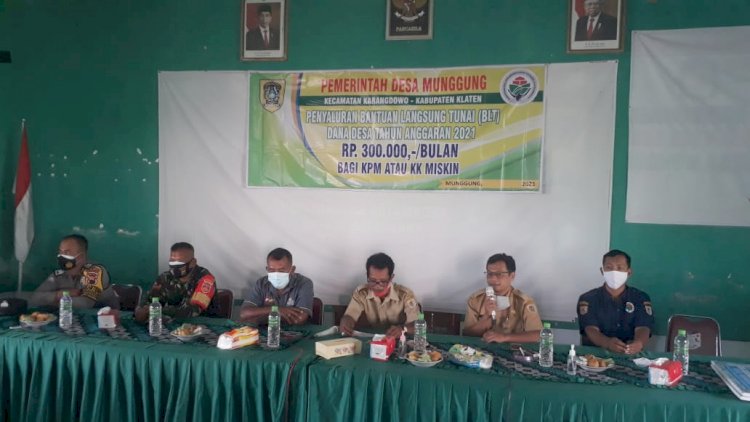 Penyaluran BLT DD Tahap I Tahun 2021 Desa Munggung Kecamatan Karangdowo