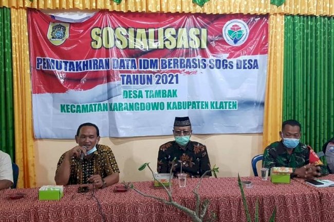 Sosialisasi Pemutakhiran Data IDM Berbasis SDGs Desa di Desa Tambak Kecamatan Karangdowo