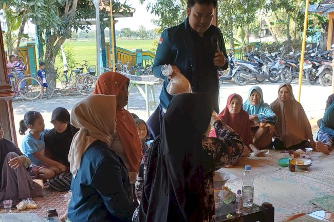 Ciptakan Kebersihan: KKN UNDIP Menerjemahkan Minyak Jelantah menjadi Sabun Cuci Kain Pel yang Ramah Lingkungan