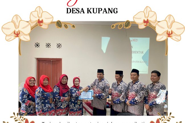 Penyerahan Penghargaan Lomba Tertib Administrasi Desa Tingkat Kecamatan Karangdowo Tahun 2024