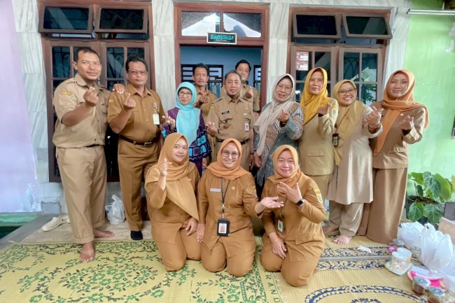 PESAN CAMAT KARANGDOWO PADA PELEPASAN PEGAWAI  YANG MEMASUKI MASA PENSIUN