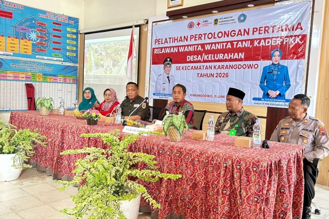 PELATIHAN PERTOLONGAN PERTAMA BAGI KADER PKK DAN RELAWAN WANITA SE-KECAMATAN KARANGDOWO
