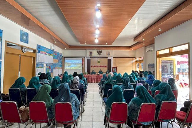 RAPAT RUTIN PKK KECAMATAN KARANGDOWO  MEMBAHAS PENURUNAN STANTING DAN PROGRAM KERJA DESA