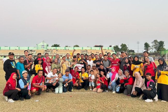DITONTON RIBUAN ORANG - KARANGDOWO RUNNER UP KEJUARAAN SEPAK BOLA ANTAR INSTANSI MEMPERINGATI HARI JADI KABUPATEN KLATEN
