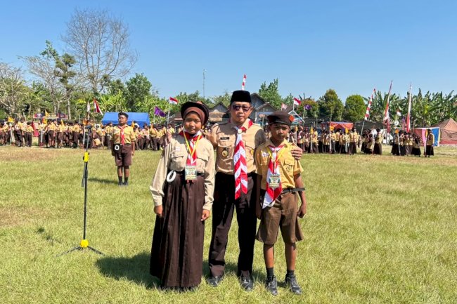 CAMAT KARANGDOWO MEMBUKA JAMBORE RANTING YANG DIIKUTI RIBUAN  PESERTA PRAMUKA PENGGALANG
