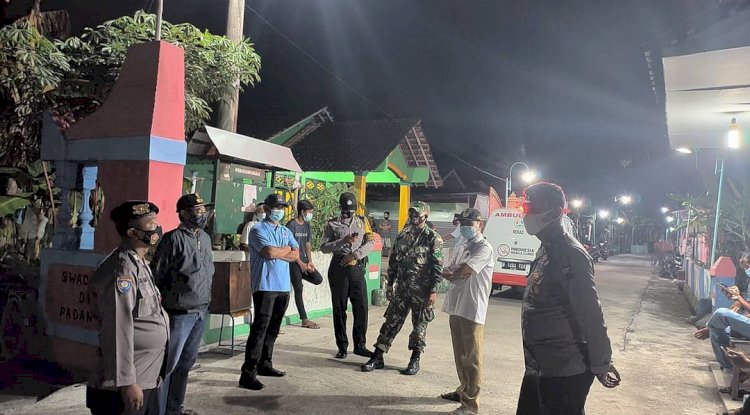 Pemakaman Jenazah dengan Menggunakan Protokol Covid-19 di Desa Karangdowo Kecamatan Karangdowo