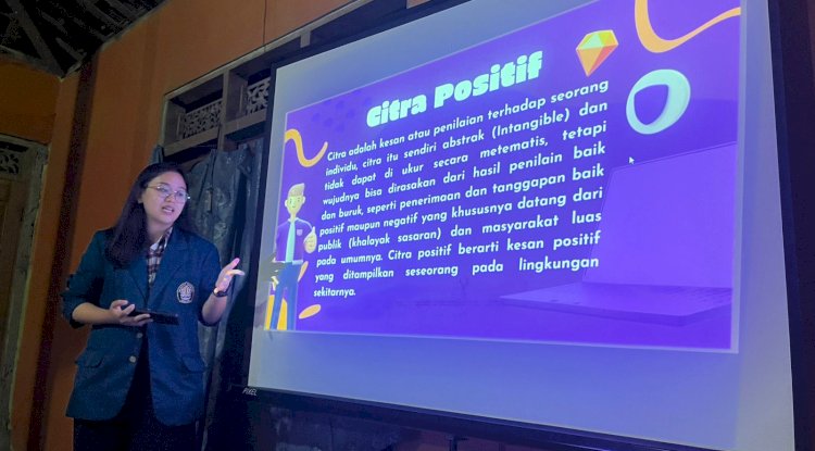 Membangun Citra Positif Pada Media Sosial Dengan Karang Taruna Desa Demangan