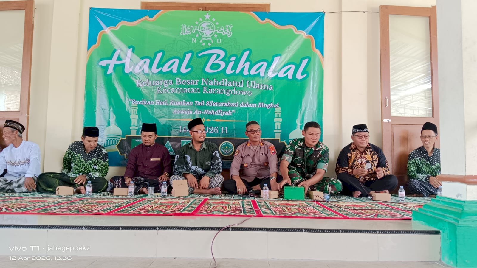 JALIN SILATURAHMI ULAMA DAN UMARO KELUARGA BESAR NAHDATUL ULAMA  KARANGDOWO ADAKAN HALAL BIHALAL