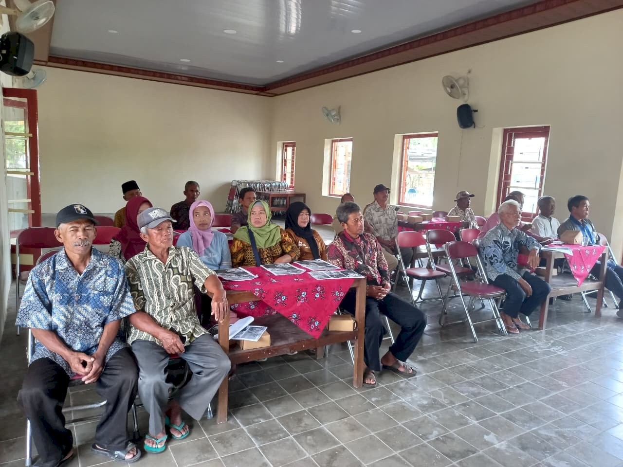 KECAMATAN KARANGDOWO ADAKAN SOSIALISASI PERDA IJIN USAHA