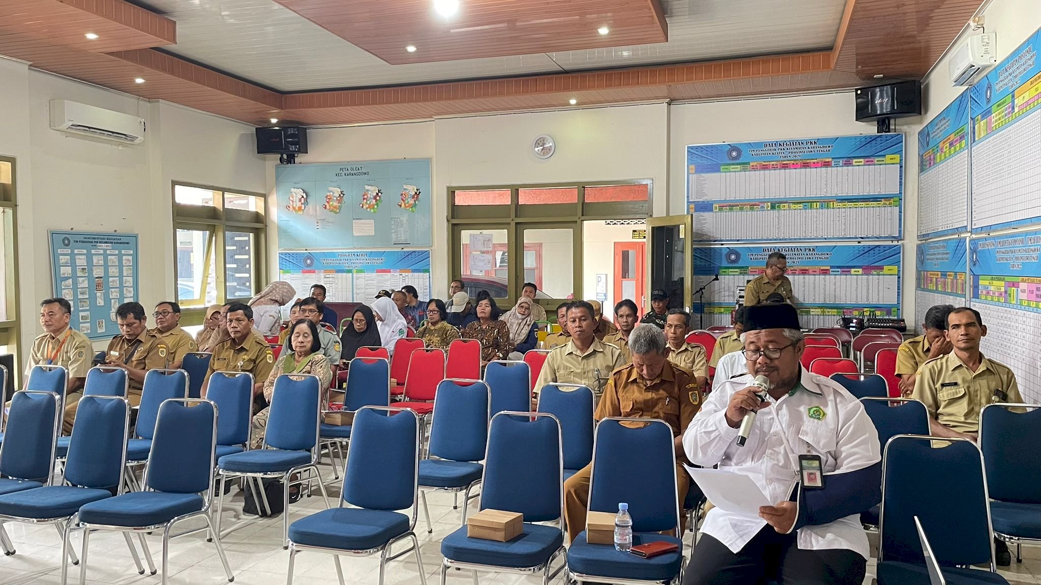 KECAMATAN KARANGDOWO ADAKAN SOSIALISASI PERDA IJIN USAHA