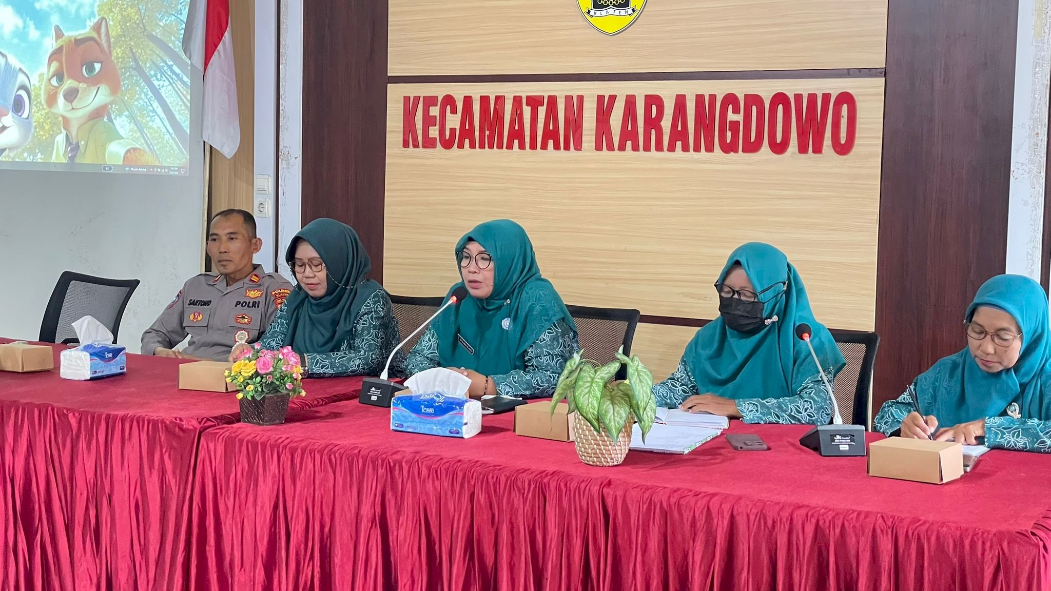 UPAYAKAN GENRE SEHAT  BEBAS NARKOBA  TP PKK KARANGDOWO BERSAMA POLSEK  SOSIALISASI BAHAYA NARKOBA