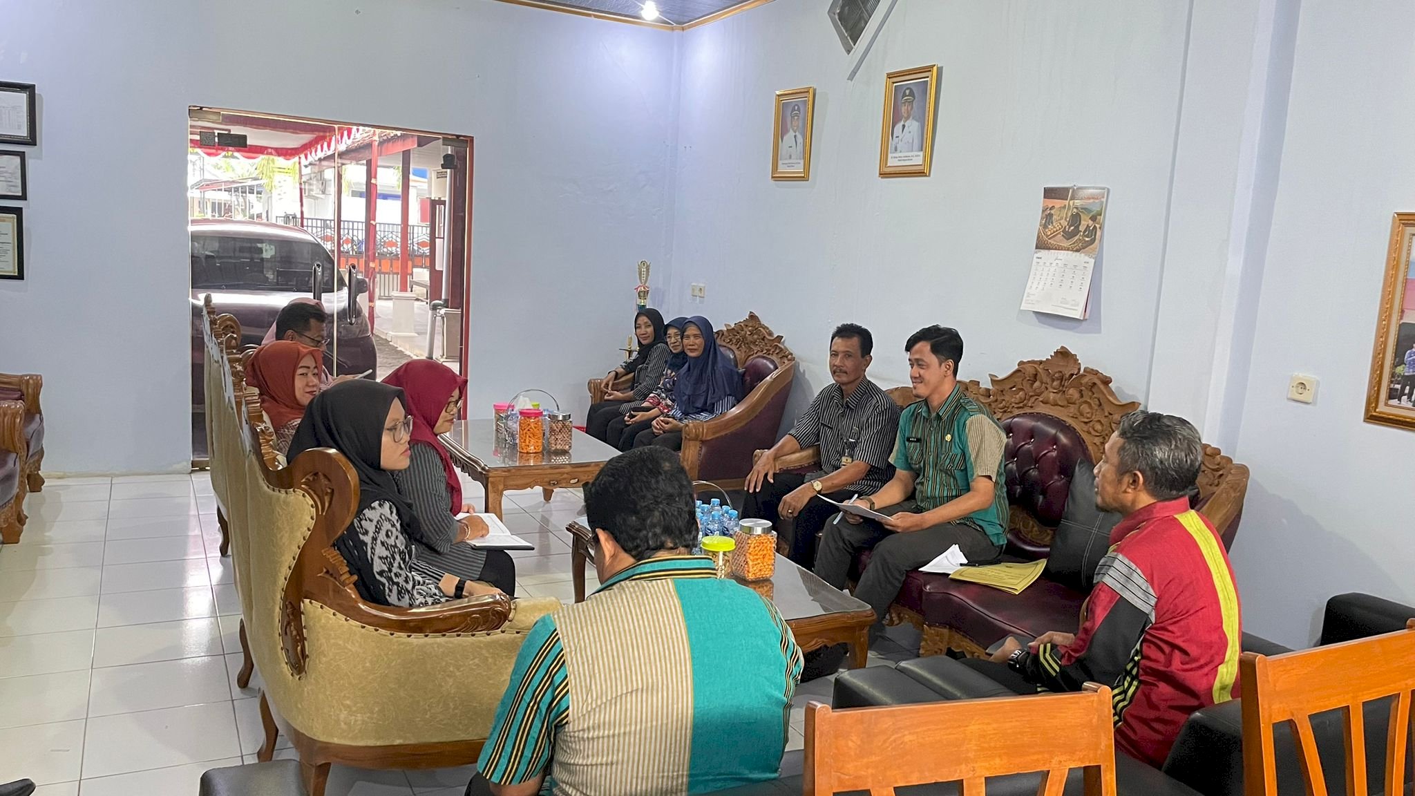  HARI PERTAMA MASUK SETELAH CUTI LEBARAN  DIPASTIKAN PELAYANAN KECAMATAN BERJALAN OPTIMAL