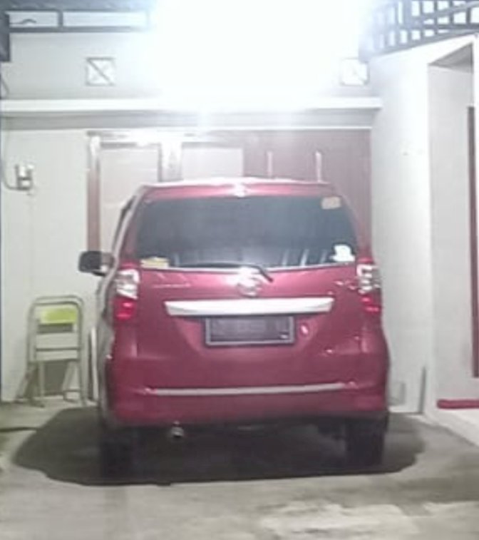 MOBIL DINAS CAMAT KARANGDOWO DIKANDANGKAN SELAMA LIBUR LEBARAN