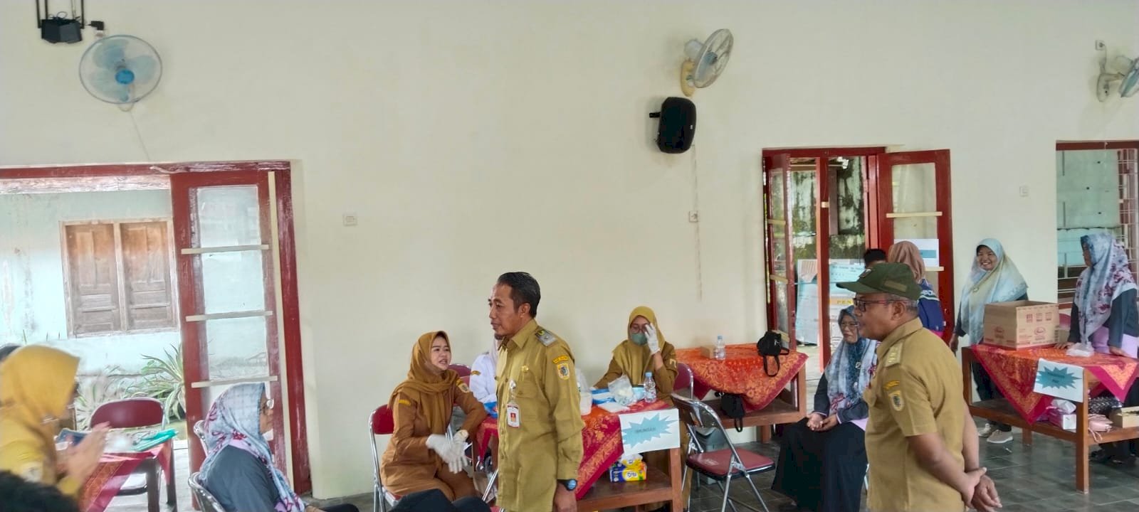 PESERTA IMUNISASI ORI CAMPAK  DESA PUGERAN KARANGDOWO MELEBIHI JUMLAH SASARAN 