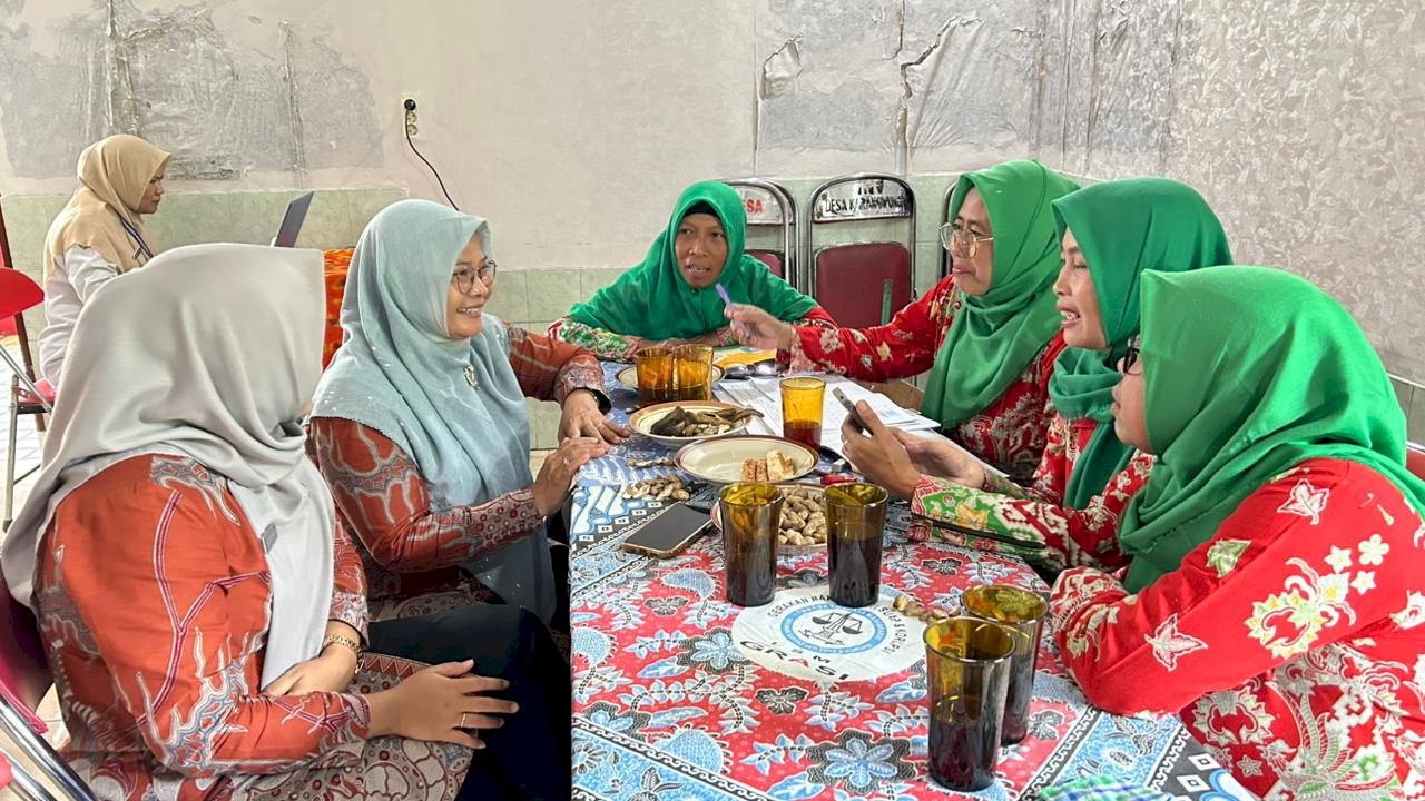 TP PKK KECAMATAN KARANGDOWO ADAKAN PEMBINAAN PADA TP PKK DESA KARANGWUNGU