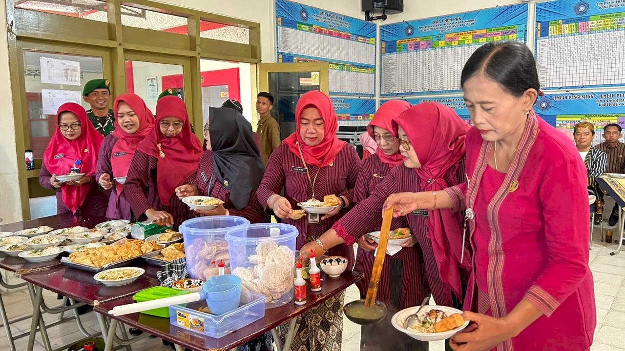 Upacara Hari Kartini 2026, Camat Ajak Tingkatkan Partisipasi Perempuan