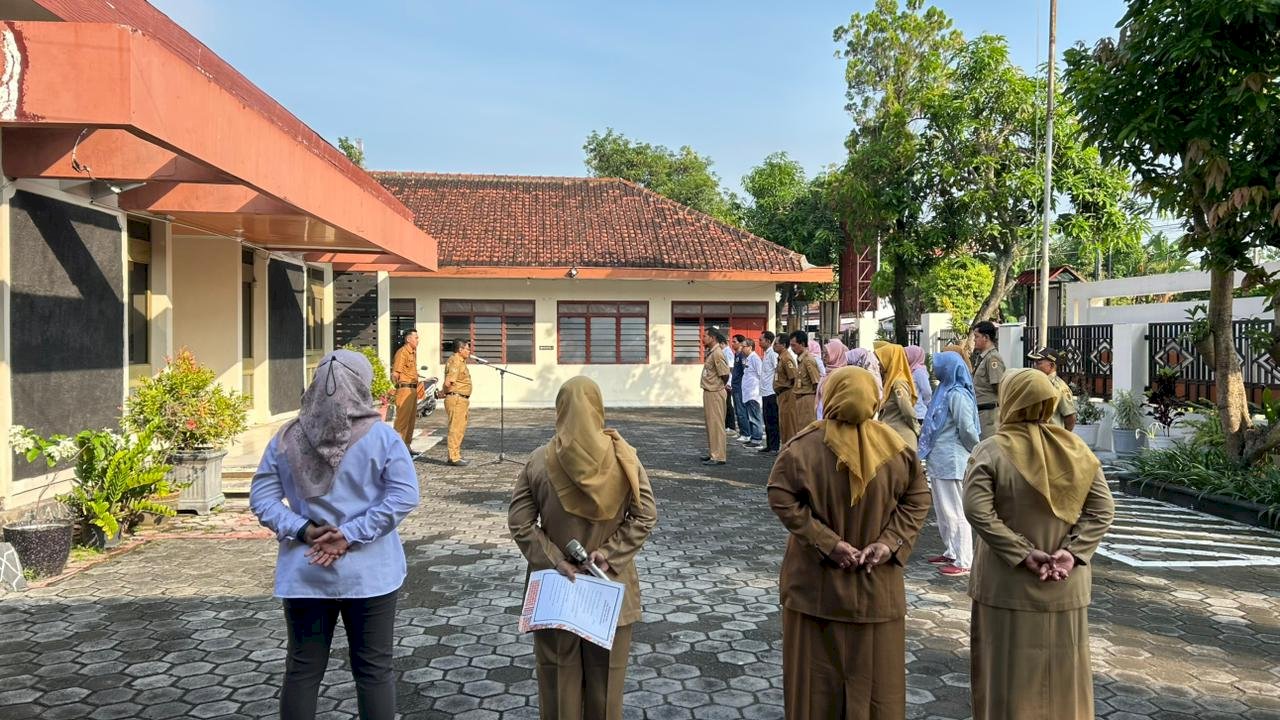 APEL PAGI TINGKATKAN DISIPLIN KERJASAMA PEGAWAI GUNA MENINGKATKAN MUTU LAYANAN MASYARAKAT