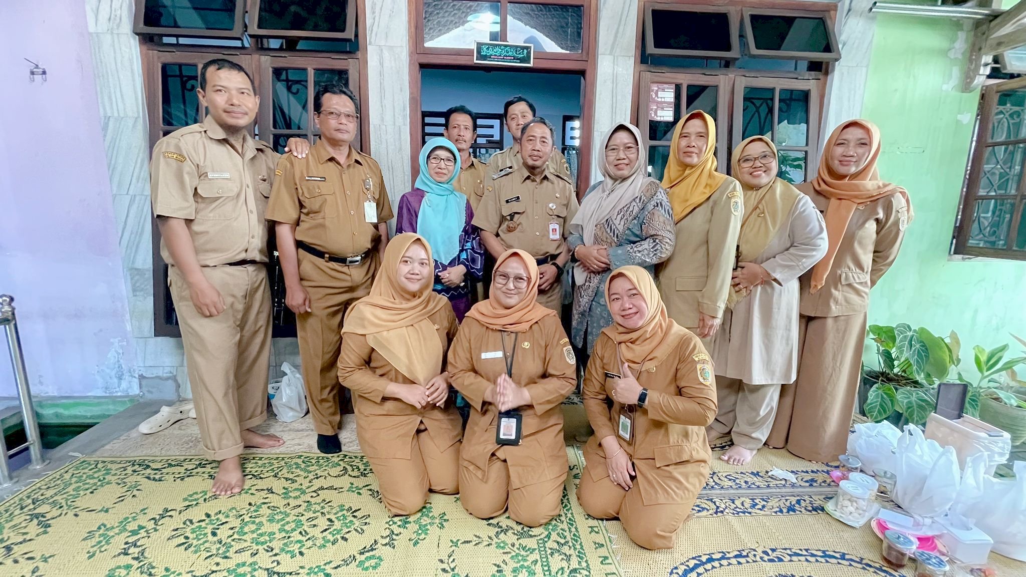 PESAN CAMAT KARANGDOWO PADA PELEPASAN PEGAWAI  YANG MEMASUKI MASA PENSIUN