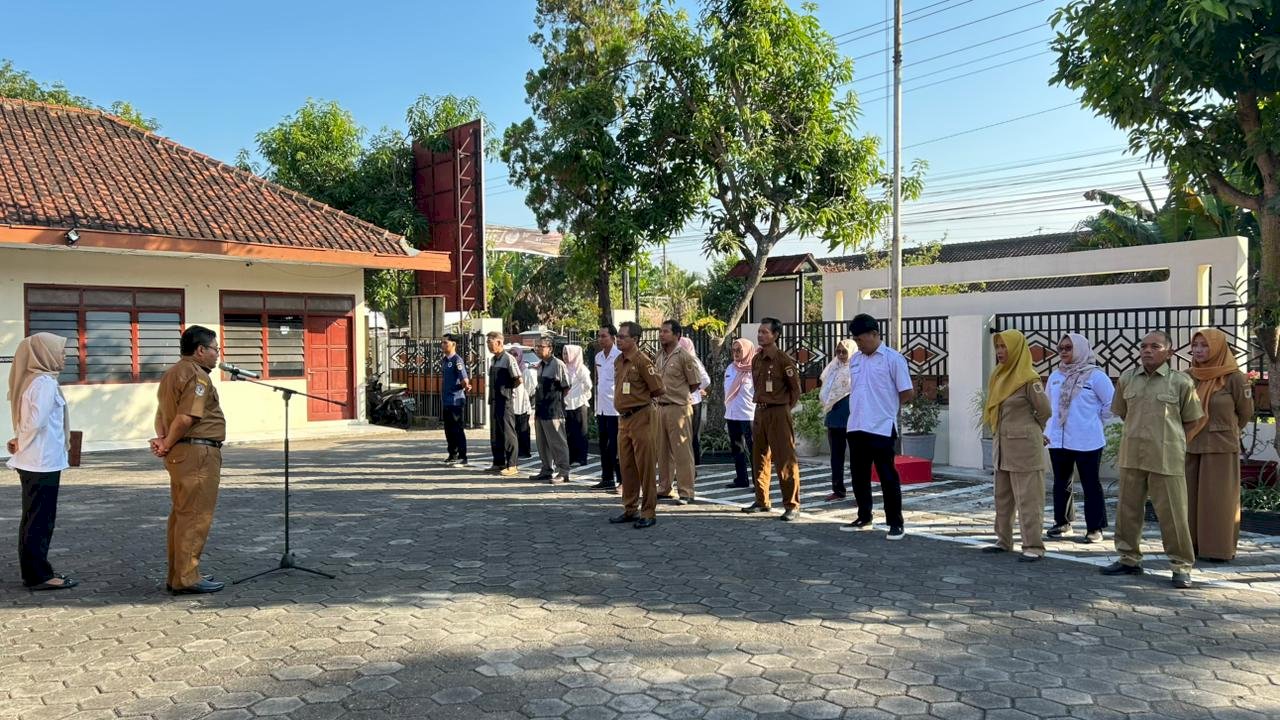 APEL PAGI KECAMATAN KARANGDOWO INGATKAN OPTIMALISASI LAYANAN MASYARAKAT