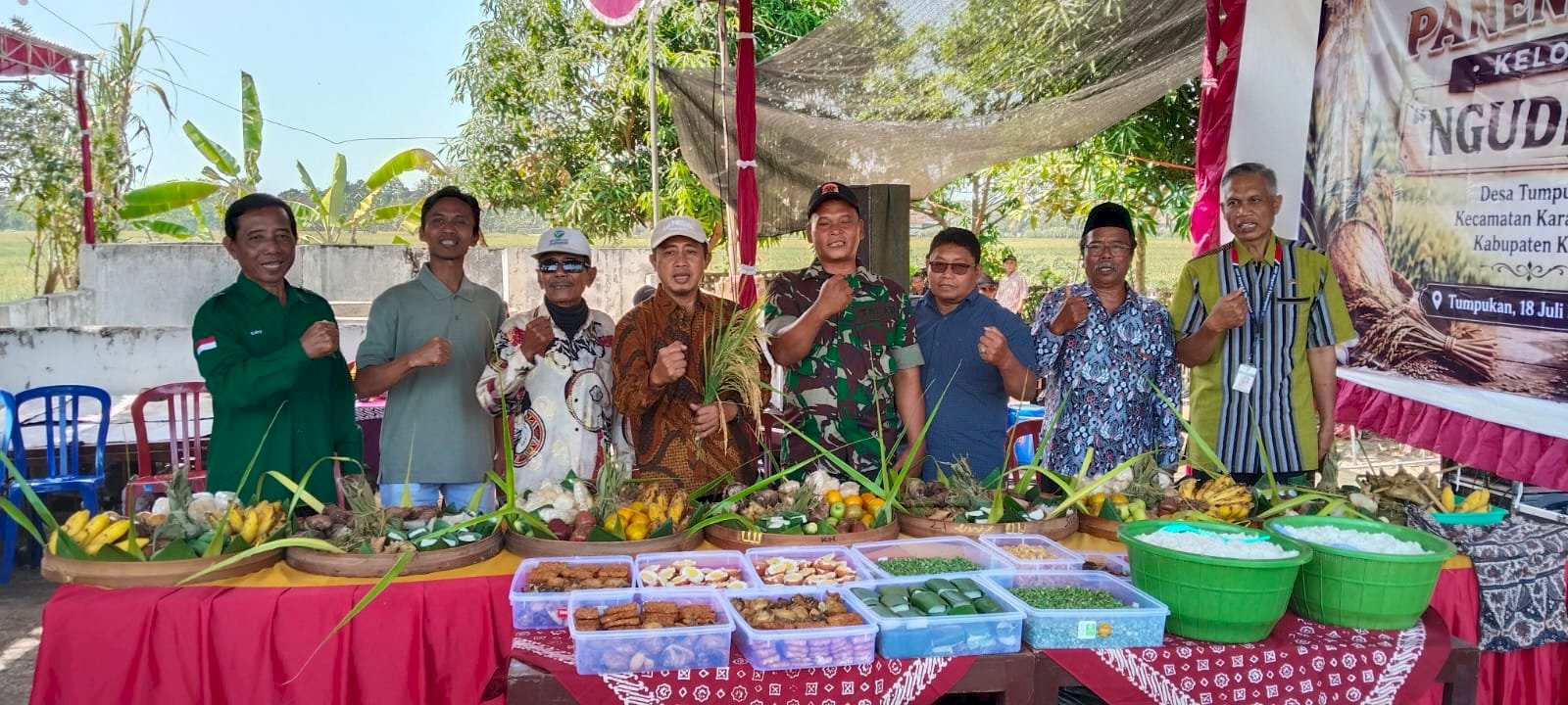 JELANG PANEN RAYA GAPOKTAN DESA TUMPUKAN KARANGDOWO GELAR UPACARA TRADISIONAL WIWITAN 